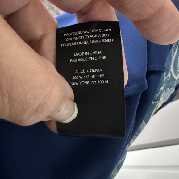 ALICE + OLIVIA Like-New Dreamy Women's Butterfly-Sleeve Mini Dress size L - Picture 10 of 10